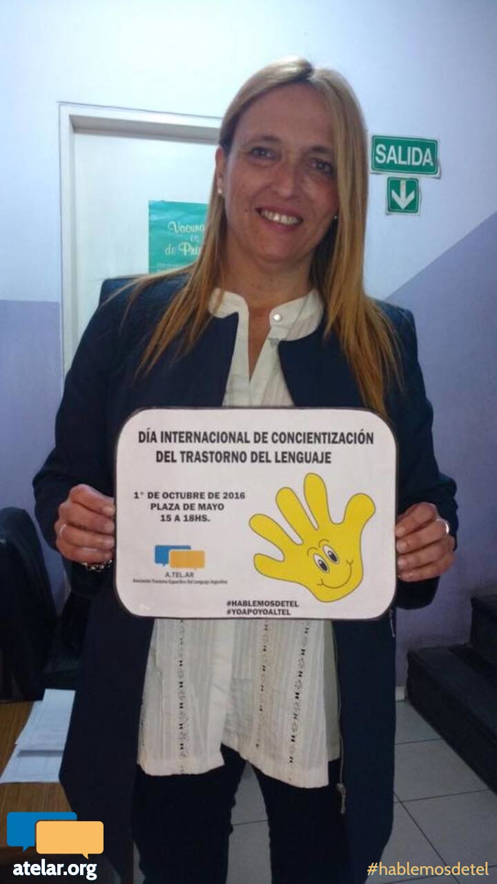 Mariana Ayesa difundiendo el Día Internacional de Concientización del Trastorno del Lenguaje